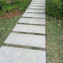 河池 芝麻黑小区踏步、汀步石铺装效果