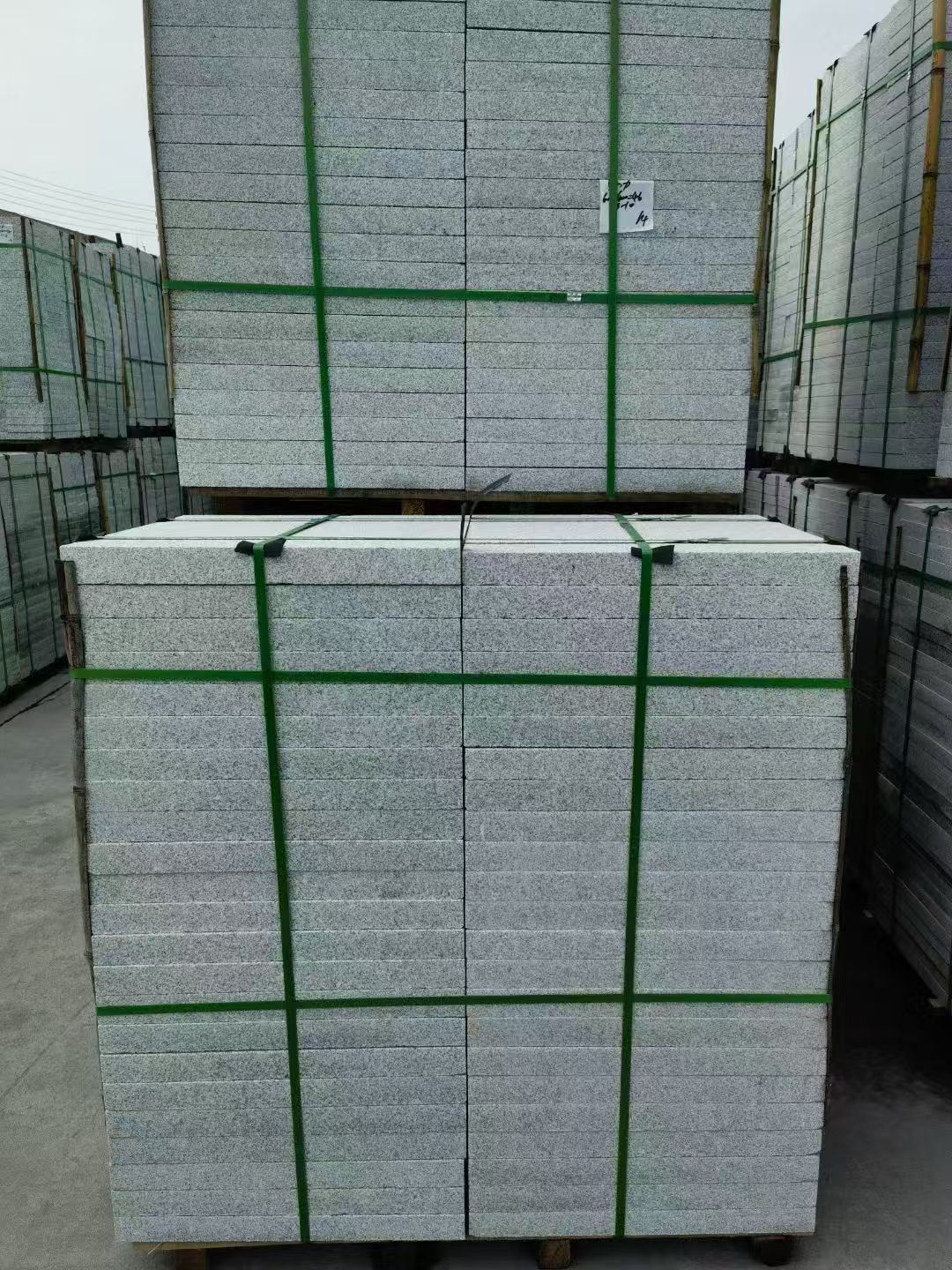 河池 火烧面地铺石，街道广场园林市政工程板，1.8~5.0厚均有现货