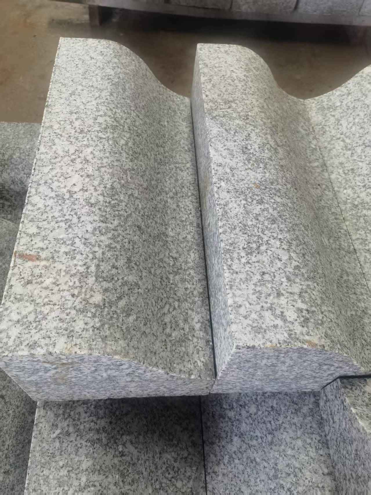 河池芙蓉白S型拉丝面路沿石